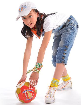 女儿10岁应该穿什么样的背心内衣？
