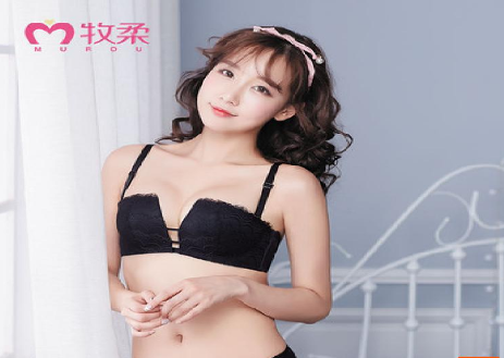 内衣四角杯是哪种杯子？  U形四角杯内衣充满女孩的心