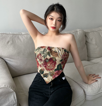 女性穿什么款式的内衣好，女性内衣的时尚就显露出来了