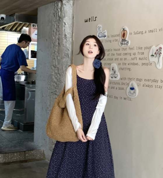 夏季长裙如何搭配外套